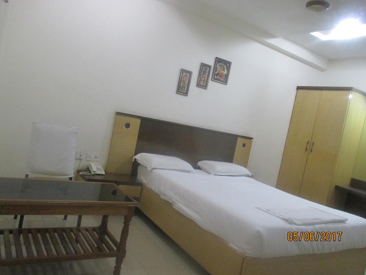 A.R Grand Hotel วิสาขปัตนัม ภายนอก รูปภาพ
